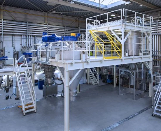 Technikum für Versuche zur Pulver- und Schüttgutverarbeitung