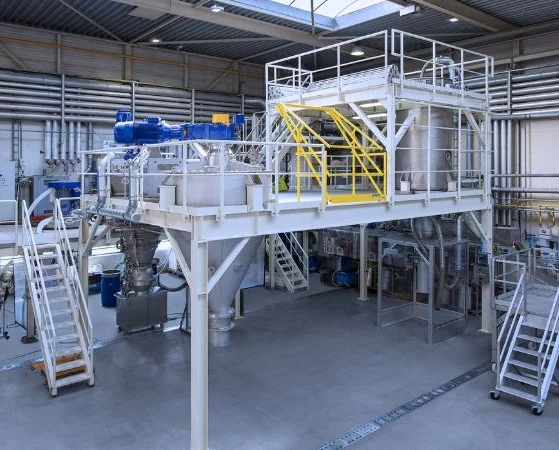 Technikum für Versuche zur Pulver- und Schüttgutverarbeitung